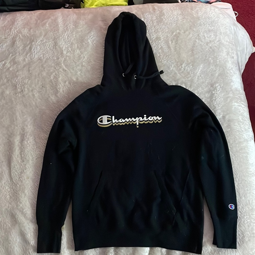 black champion hoodie